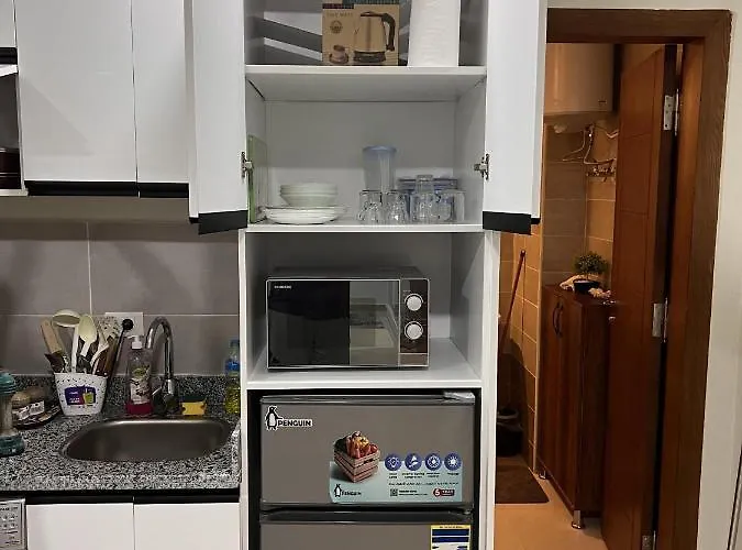 Апартаменты Charming 1-bed In *