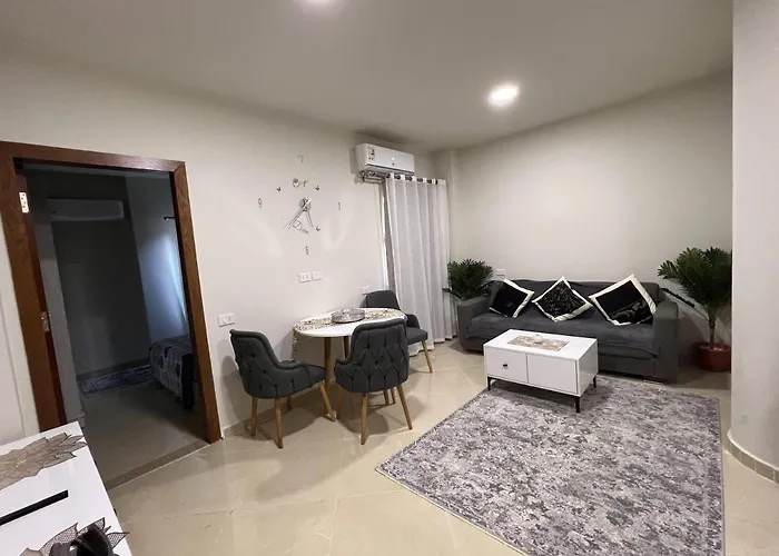 Charming 1-bed In *